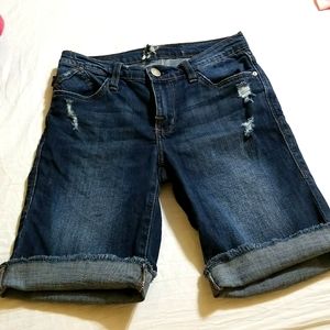 Rock and Republic Bermuda Shorts Kristy fit size 2